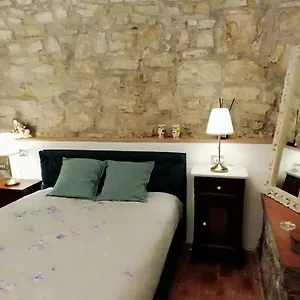 Iris Nel Borgo Greve in Chianti